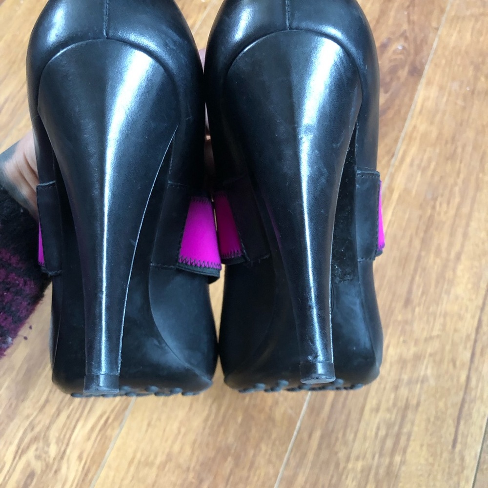 Tod’s Made in Italy Leather Heels - Picture 7 of 11